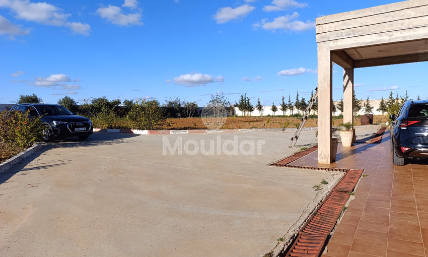 Ferme à Vendre à Tifelt : 50 000 m² Agréables