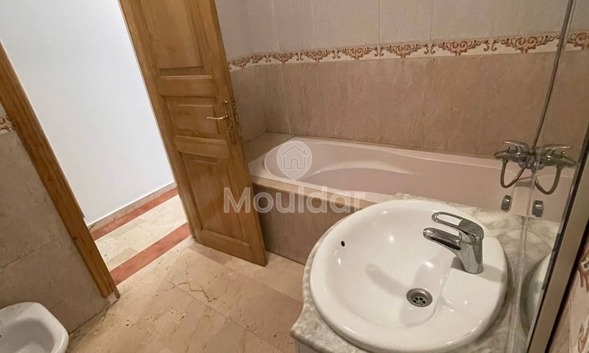 Spacious apartment for sale in Racine Sup - view 18