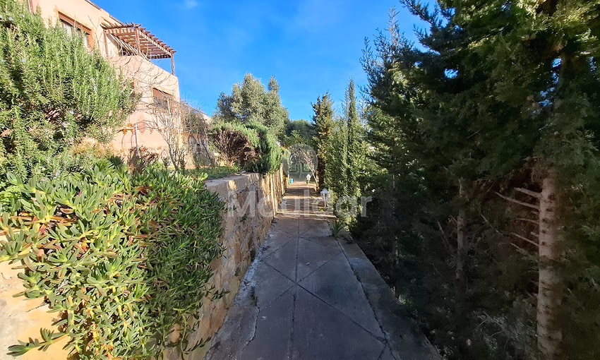 فيلا حديثة للإيجار في طنجة: راحة ومساحة فيلا حديثة للإيجار في طنجة: راحة ومساحة