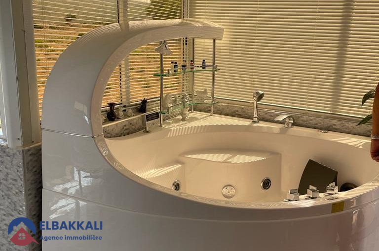 شقة مضيئة T2 للبيع في طنجة - الشقارة، 146م². - view 6