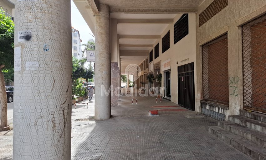 Opportunité d'investissement : Local commercial à Tanger de 152 m² - view 5