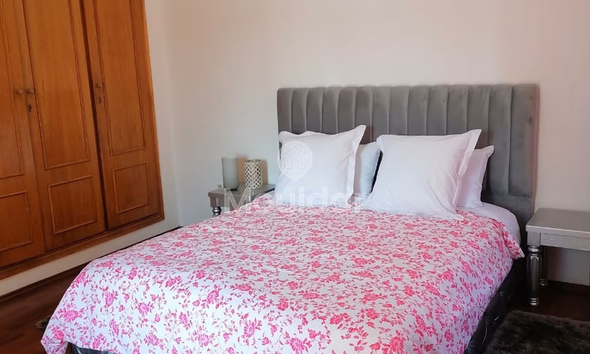 شقة مضيئة 2 غرفة نوم للإيجار في مراكش، 104م²!