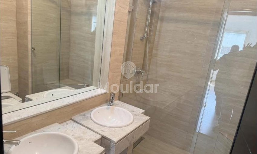 Kiralık: Aïn Diab'da 3 odalı geniş daire - view 9