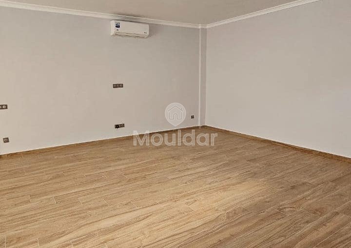 فيلا للإيجار في أغادير: فاخرة وواسعة بمساحة 323م² - view 13