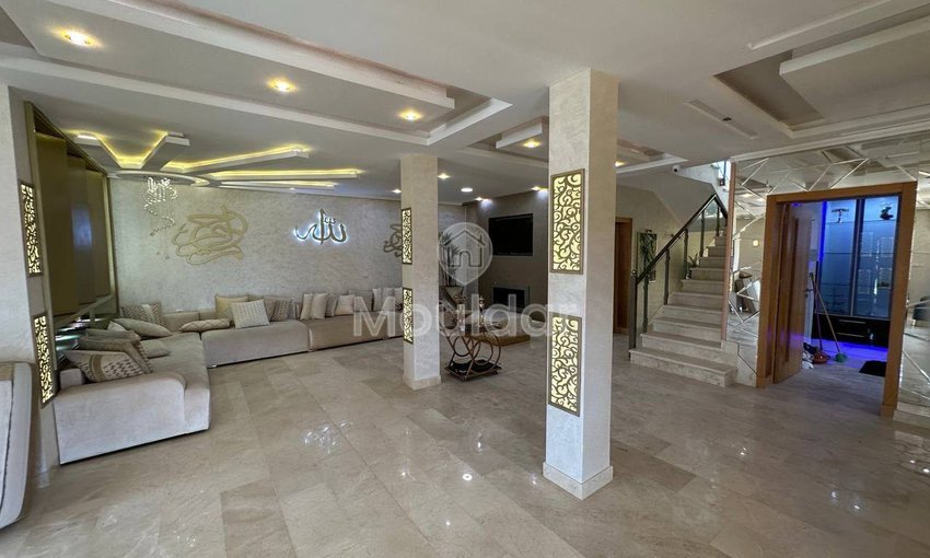 فيلا فاخرة للبيع في طنجة - مساحة استثنائية - view 3