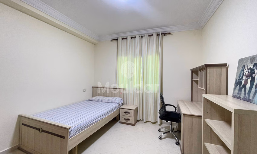 Charmant Appartement 3 Chambres à Louer à Tanger