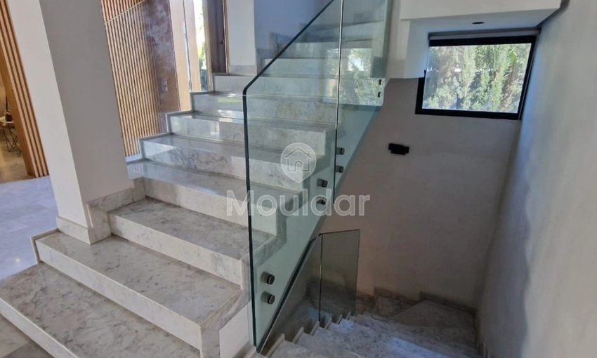 Casablanca'da satılık geniş bir villa: 4 şık yatak odası - view 7