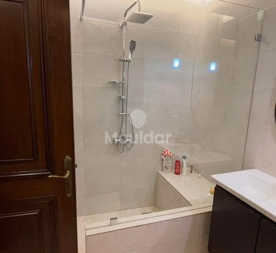 Modern Apartment for Rent: 3 Bedrooms in Casablanca Modern Apartment for Rent: 3 Bedrooms in Casablanca