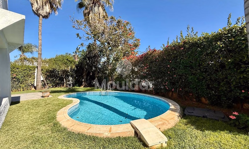 Elegant Villa for Sale in Aïn Diab, Casablanca - 600 m² Elegant Villa for Sale in Aïn Diab, Casablanca - 600 m²