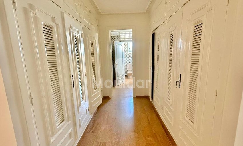 Villa Élégante à Vendre à Aïn Diab, Casablanca - 600 m² - view 6