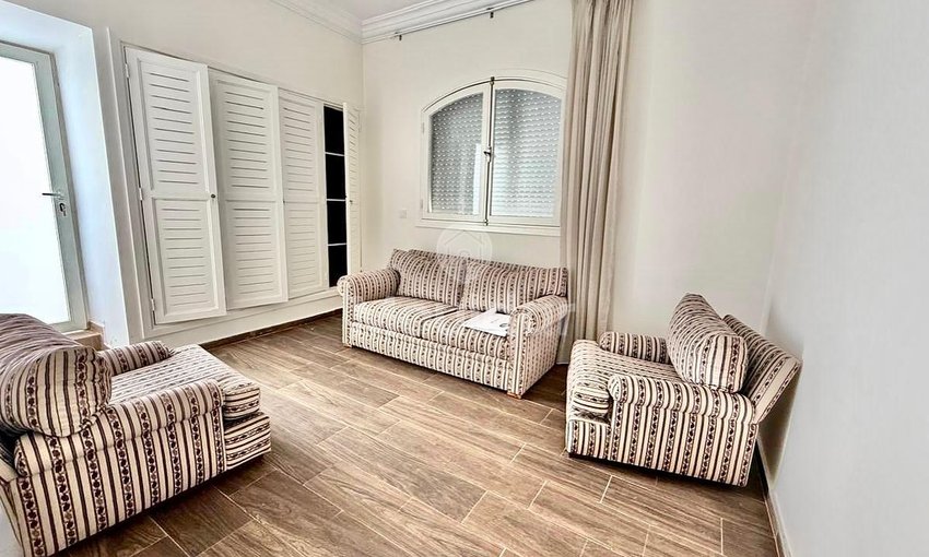 Villa Élégante à Vendre à Aïn Diab, Casablanca - 600 m² - view 4