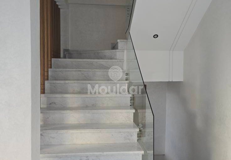 Villa À Vendre à Fès : Élégance et Espace au Rendez-vous - view 16