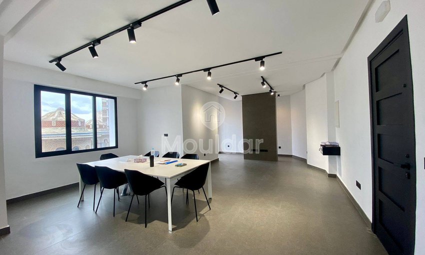 مكتب للإيجار: 80م² في قلب الدار البيضاء سيدي بليوت - view 2