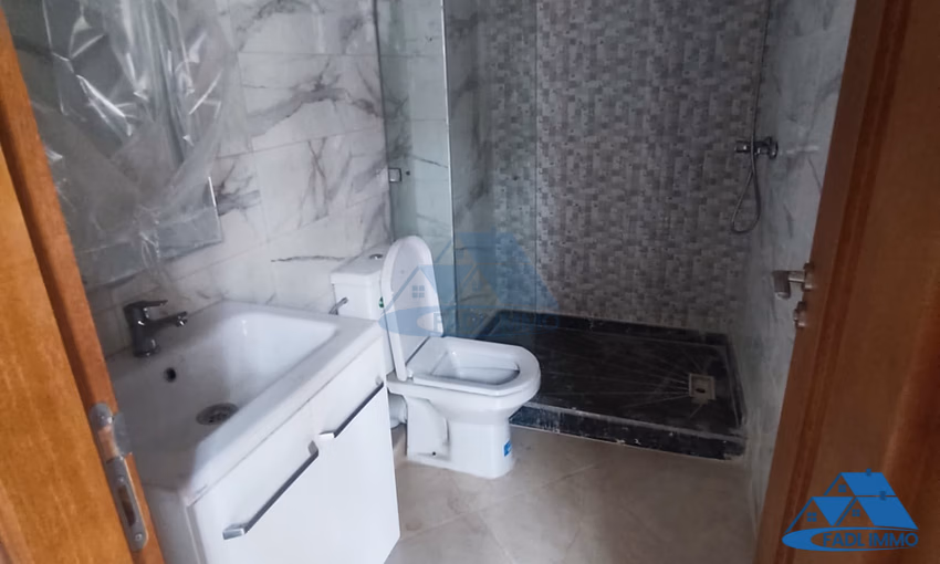 بيع شقة جديدة واسعة في ميموزا القنيطرة بيع شقة جديدة واسعة في ميموزا القنيطرة