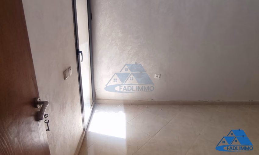 بيع شقة جديدة واسعة في ميموزا القنيطرة بيع شقة جديدة واسعة في ميموزا القنيطرة