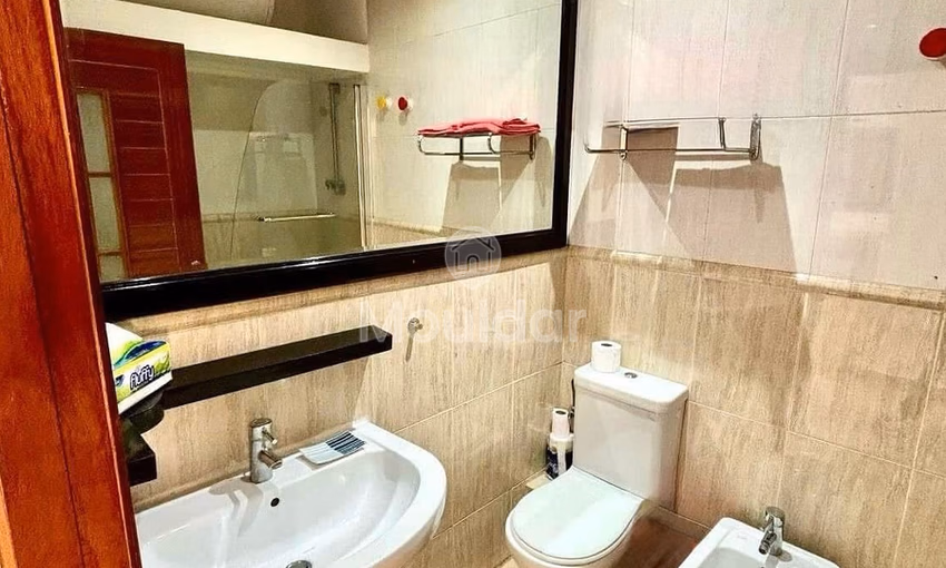 For Rent: Elegant 2-Bedroom Apartment in the Golden Triangle For Rent: Elegant 2-Bedroom Apartment in the Golden Triangle