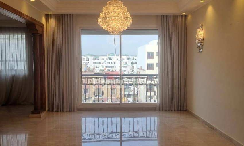Te koop: Ruime 2-kamerappartement in Casablanca - view 4