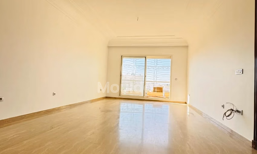 شقة جميلة للإيجار في الدار البيضاء - 3 غرف واسعة شقة جميلة للإيجار في الدار البيضاء - 3 غرف واسعة