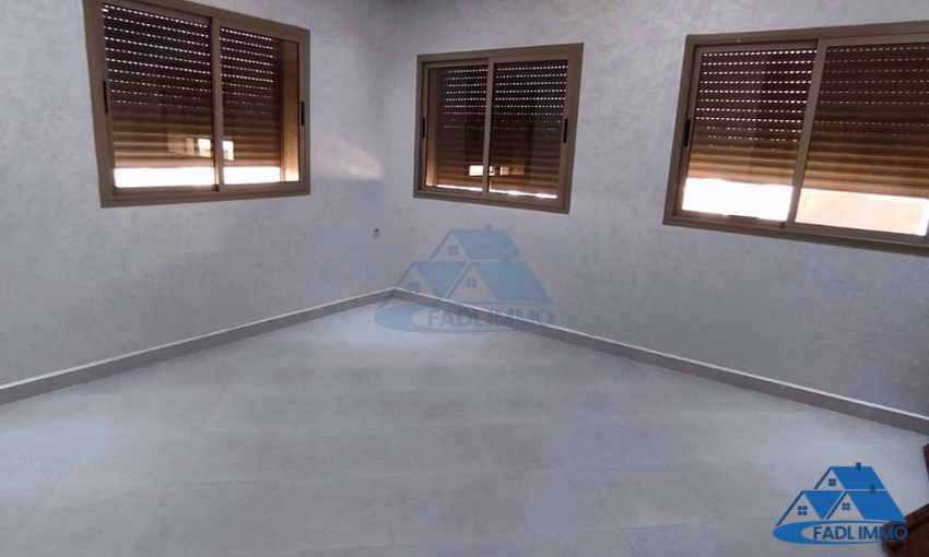 شقة للإيجار واجهة في الحدادة القنيطرة