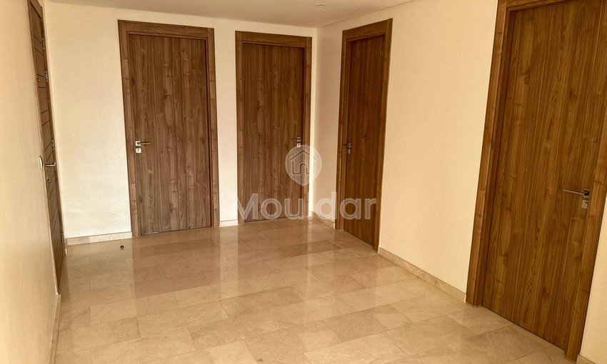 Spacious Apartment in Dar Bouazza: Experience Comfort - view 5