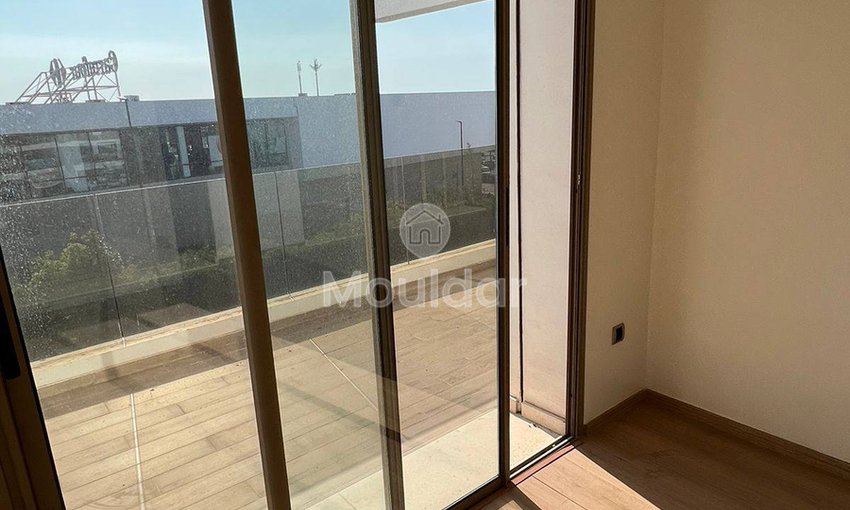 Spacious Apartment in Dar Bouazza: Experience Comfort - view 9