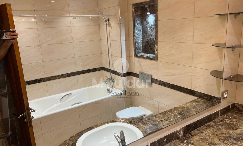 Bel Appartement 3 Chambres à Louer à Aïn Diab, Casablanca - view 8