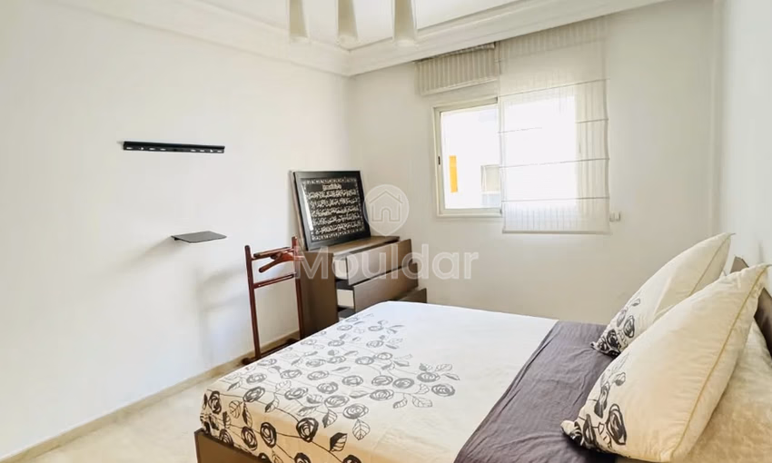 تأجير شقة فسيحة في الدار البيضاء - الأميرات، 3 غرف نوم