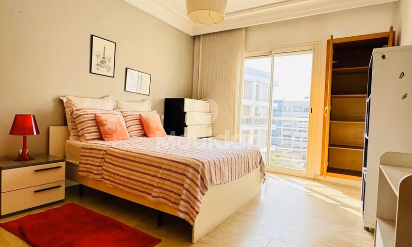 تأجير شقة فسيحة في الدار البيضاء - الأميرات، 3 غرف نوم