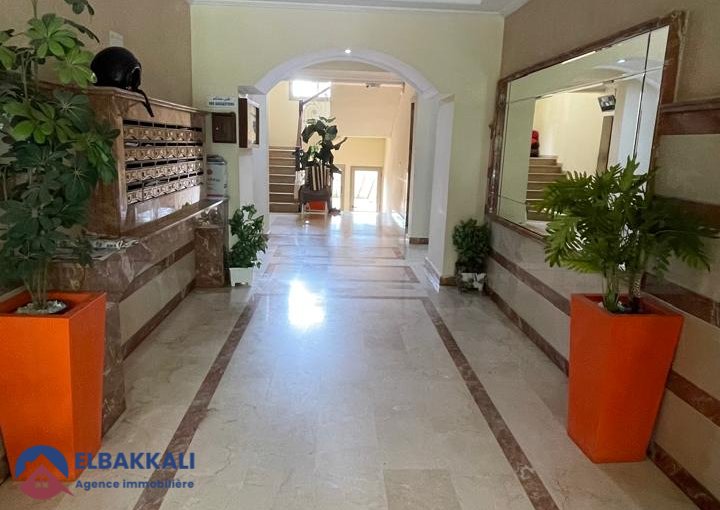 For sale: Spacious 3-bedroom apartment in Tangier - Iberia - view 4