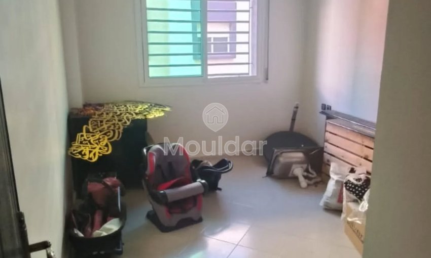 Eva Diamond
Wohnung zu vermieten im ersten Stock des Vallons neben der Sindibad-Schule Kénitra
2 Schlafzimmer, 1 Wohnzimmer, Küche - view 2