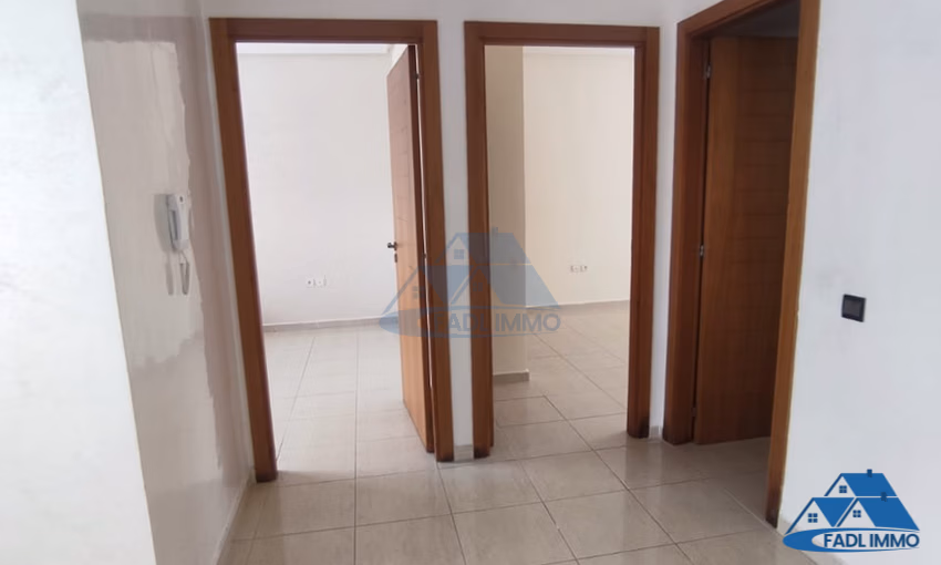 شقة للبيع في وسط مدينة القنيطرة