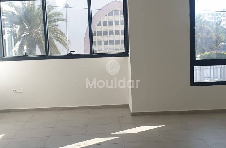 مكتب للايجار في الدار البيضاء - حي المستشفيات، 79م² - view 2