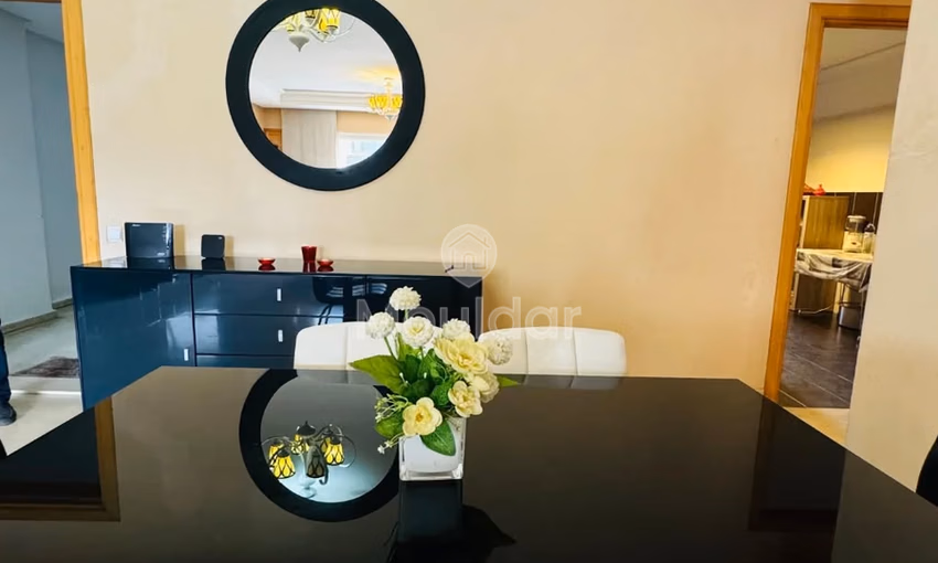 شقة 3 غرف للإيجار في الدار البيضاء - الأميرات