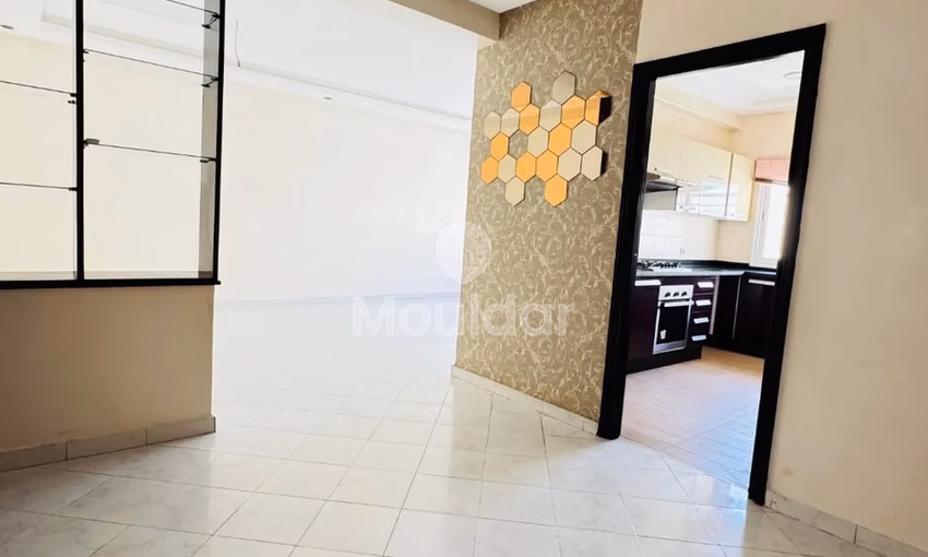 Appartement à Louer à Maarif : Confort au 5e Étage Appartement à Louer à Maarif : Confort au 5e Étage