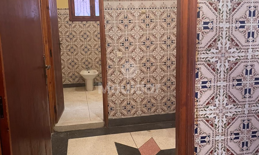 Villa Espaciosa en Venta: 9 Habitaciones en Marrakech Massira 2 Villa Espaciosa en Venta: 9 Habitaciones en Marrakech Massira 2