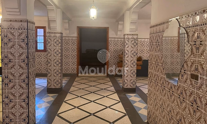 Villa Espaciosa en Venta: 9 Habitaciones en Marrakech Massira 2 Villa Espaciosa en Venta: 9 Habitaciones en Marrakech Massira 2