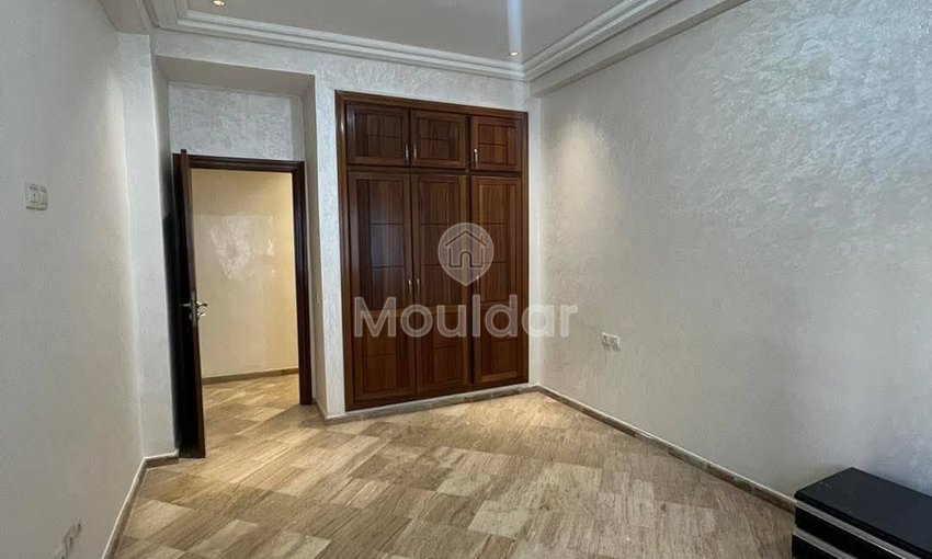 Zu verkaufen: Großzügige 3-Zimmer-Wohnung in Fès - view 9