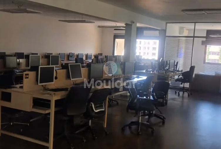 Office for rent in Casablanca - Al Batha, 300 m² available Office for rent in Casablanca - Al Batha, 300 m² available