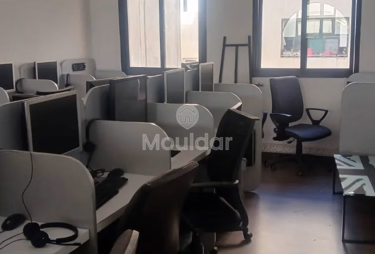 Office for rent in Casablanca - Al Batha, 300 m² available
