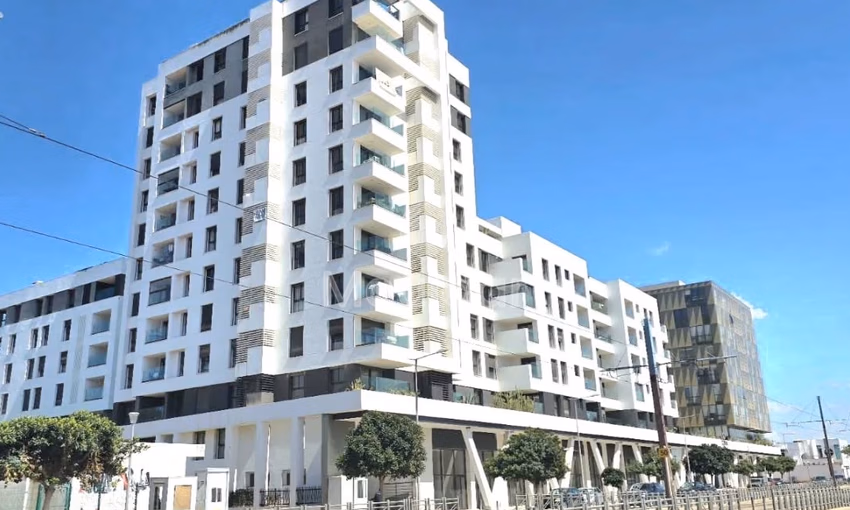 شقة حديثة للإيجار في مدينة المالية بالدار البيضاء - 3 غرف نوم