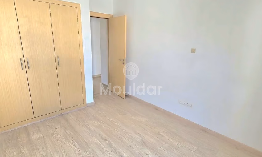 شقة حديثة للإيجار في مدينة المالية بالدار البيضاء - 3 غرف نوم