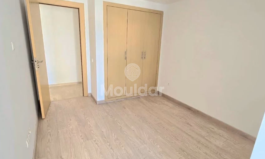 شقة حديثة للإيجار في مدينة المالية بالدار البيضاء - 3 غرف نوم