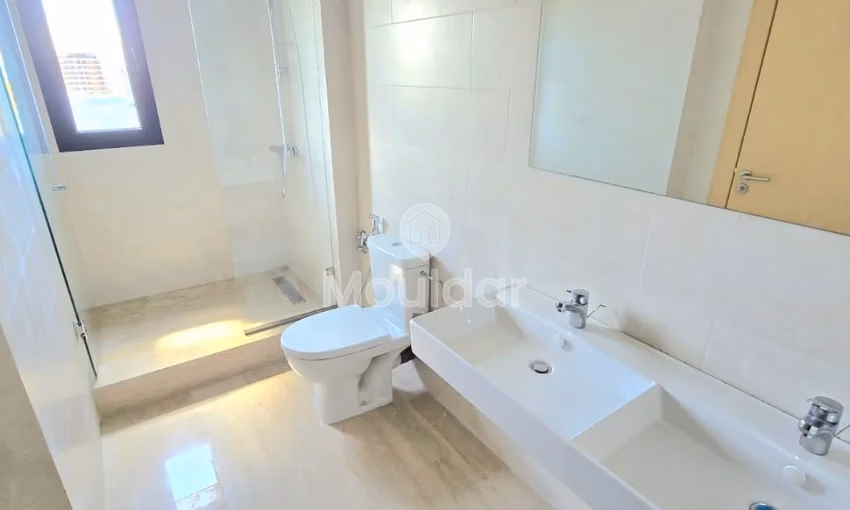 شقة حديثة للإيجار في مدينة المالية بالدار البيضاء - 3 غرف نوم