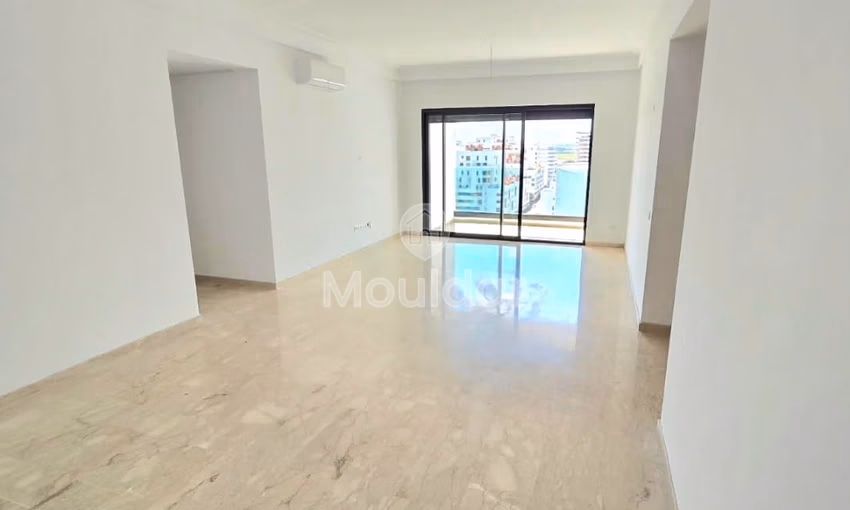 شقة حديثة للإيجار في مدينة المالية بالدار البيضاء - 3 غرف نوم