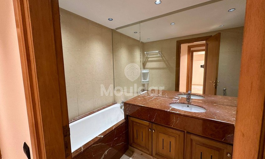 Superbe Appartement à Louer à Racine, Casablanca - 3 Chambres - view 9