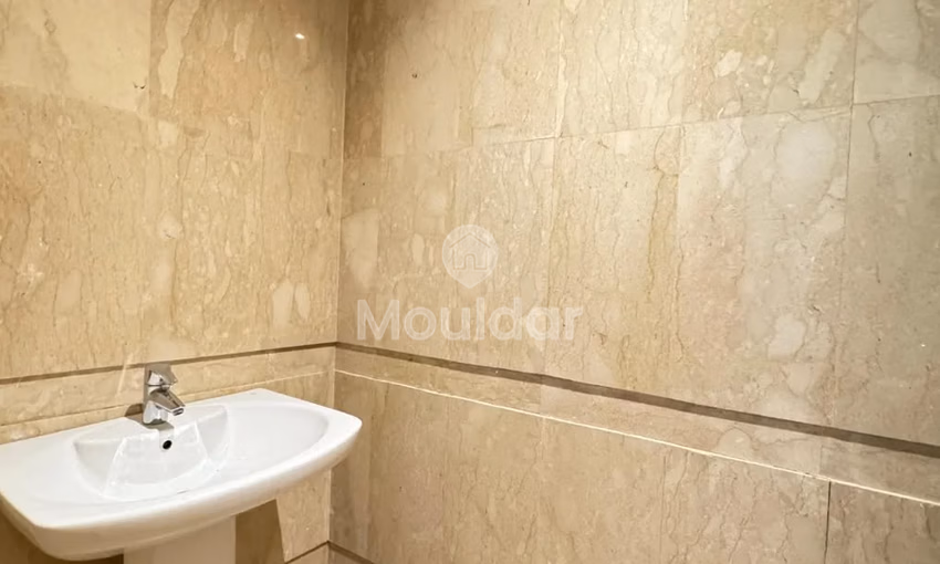 شقة ساحرة للإيجار - 3 غرف في الدار البيضاء