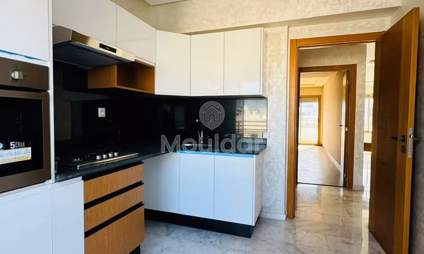 شقة ساحرة مكونة من غرفتي نوم للإيجار في الدار البيضاء