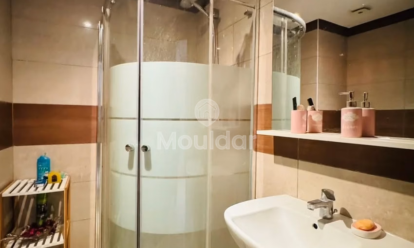 شقة جميلة للإيجار في الدار البيضاء - الأميرات