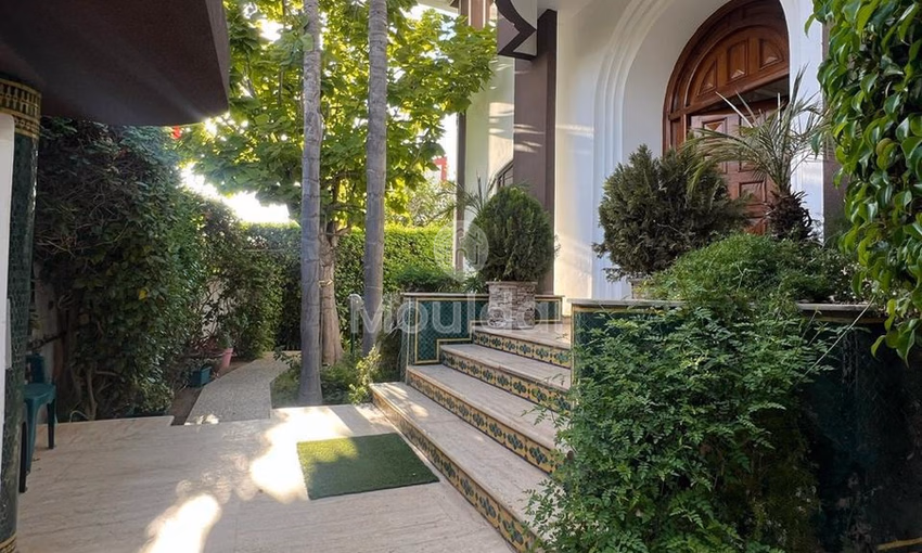 Villa Spacieuse à Kénitra : 7 Chambres, 620m² de Luxe Villa Spacieuse à Kénitra : 7 Chambres, 620m² de Luxe