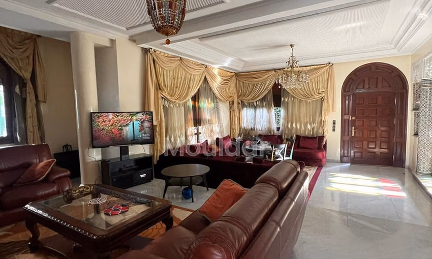 Villa Spacieuse à Kénitra : 7 Chambres, 620m² de Luxe Villa Spacieuse à Kénitra : 7 Chambres, 620m² de Luxe